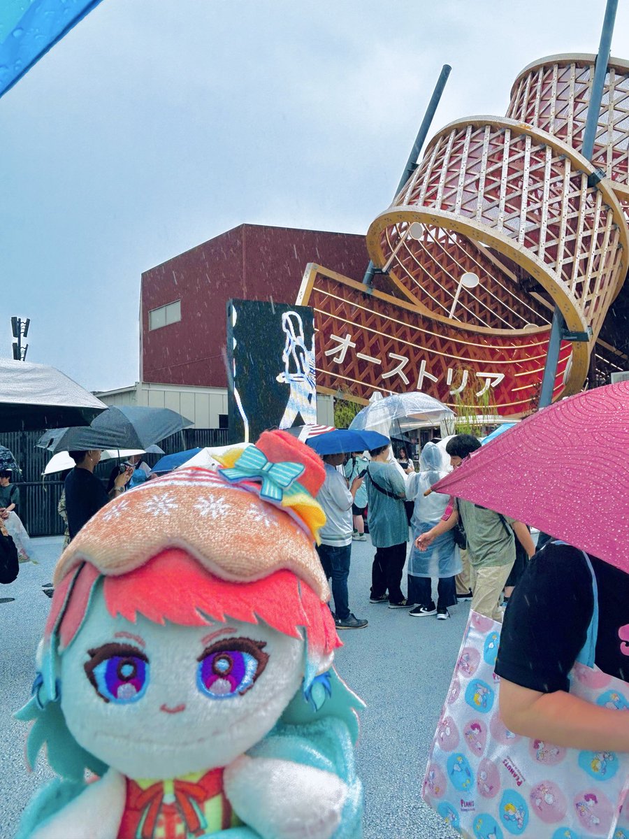 iwashidango's tweet image. キアラの母国、オーストリアのパビリオン行ってきたー！！！！

元々オーストリアって聞いたらキアラかサッカー選手のアラバしか思い浮かばなかったけど、よくよく考えたら世界的に音楽関連で有名だったわ笑笑

キアラも何か楽器演奏できたりするのかな、、？？🤔

 #KFP