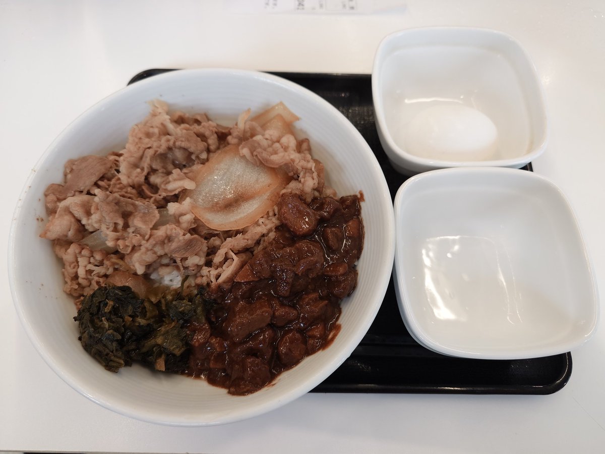 _72mr1n5r9_'s tweet image. 昼食は #吉野家 の牛魯肉飯です🍚