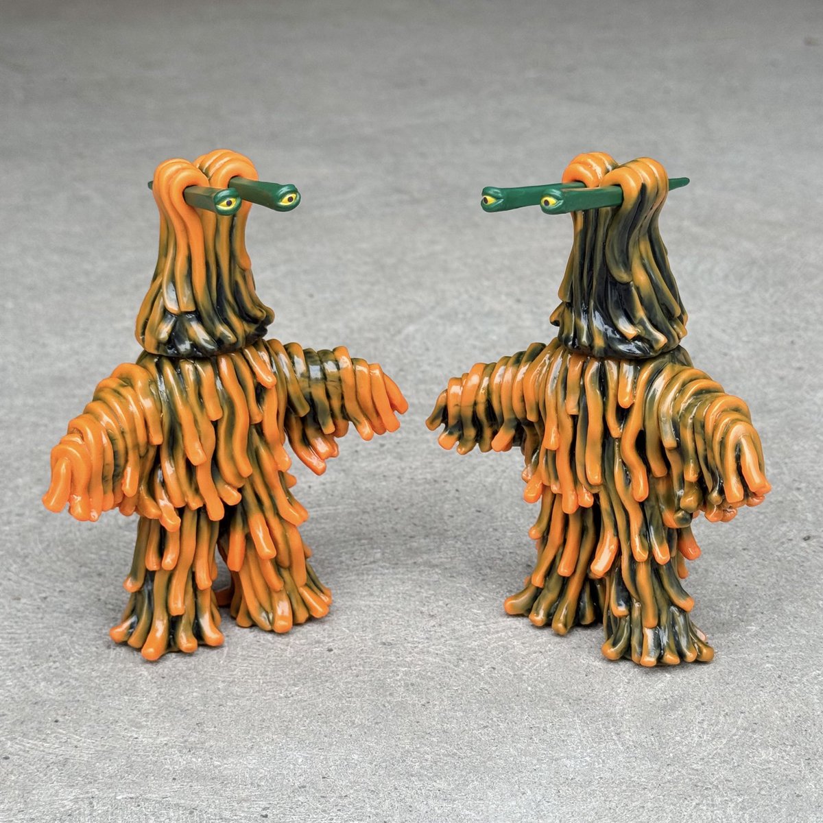 香川県のご当地怪獣「ウードン」のソフビ第15期(ハロウィンカラー)が