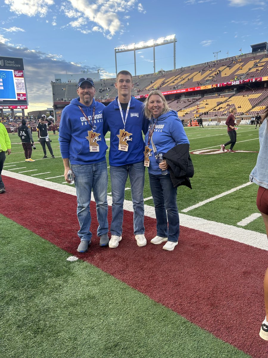 Had an amazing time at the <a href="/GopherFootball/">Minnesota Football</a> game day visit!!
<a href="/CoachKoehler/">Eric Koehler</a>