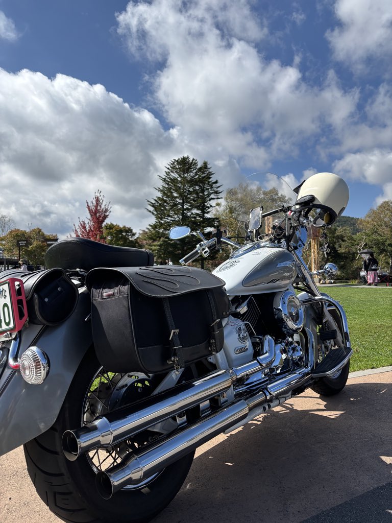 TO1971KIYO's tweet photo. 初日 天気も良くて 無事 ビーナスライン完走🏍️🏍️🏍️
ドラ娘の調子も良し👍
#DSC11
#ドラッグスター
#ビーナスライン https://t.co/fZ4StN7hql