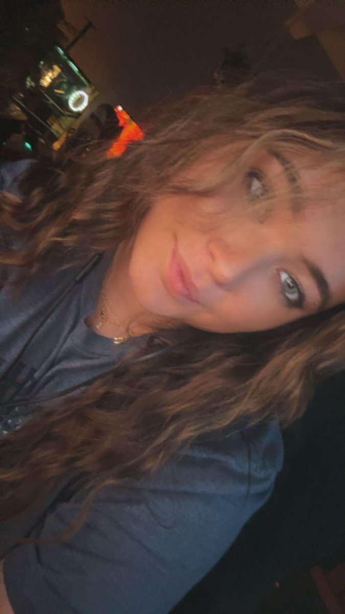 come watch my stream! twitch.tv/kaiisau

decided to start streaming again after taking a mental break!