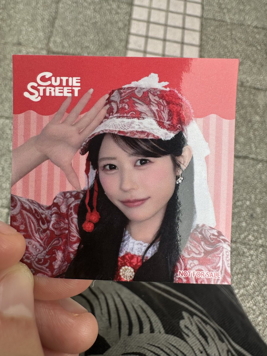 tsukafuri's tweet photo. きゅーすと交換

譲　画像のもの(E賞ステッカー)
求　同種の古澤

#きゅーすと 
#きゅーすと交換 https://t.co/mohI33oTWO