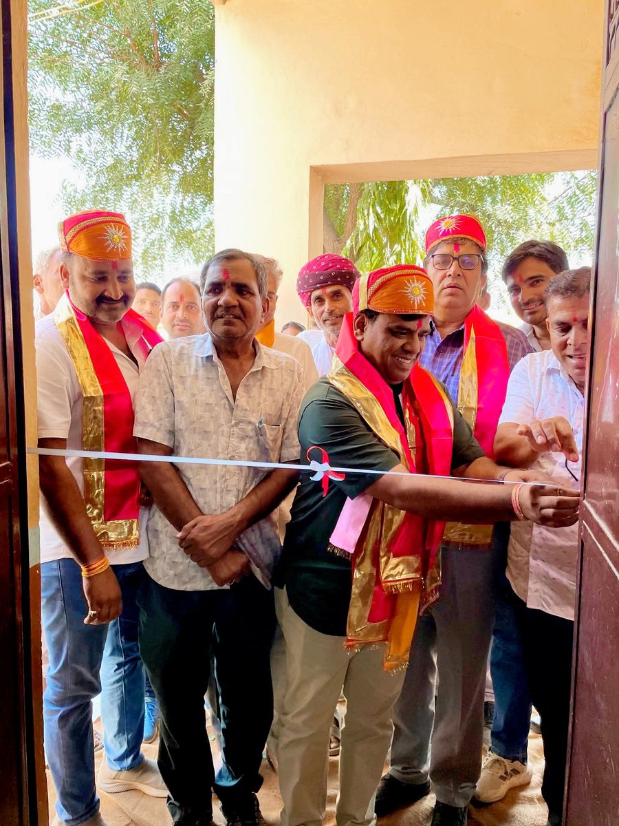 jagdishbjym's tweet image. राजसमन्द,प्रताप मंडल के रा.उ.प्रा.विद्यालय देवपुरा में जिला स्तरीय विज्ञान मेले में जिला प्रदर्शनी का अवलोकन एवं शुभारम्भ किया। विद्यार्थियों द्वारा बनाए गए जल संरक्षण,आधुनिक कृषि ,स्वच्छता मिशन के उत्कृष्ट मॉडल देखकर उनको शुभकामनाएं दी।
#rajsamand 
#विज्ञान 
#विज्ञान_मेला