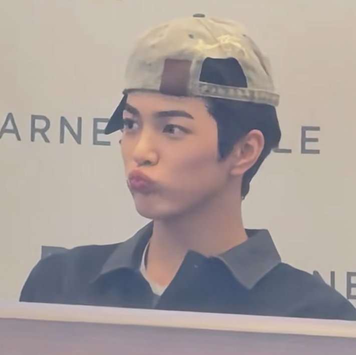 isn’t he the cutest ever with his little side way cap 😭