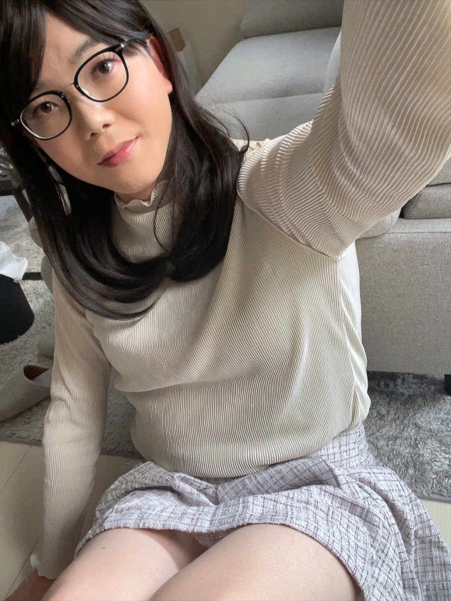 yuiyui45_zyosou's tweet photo. お家で1人撮影📷
涼しくなったからディズニーに行きたい💕
#女装 
#女装好きと繋がりたい 
#女装男子は自撮りを上げろ https://t.co/oaPsZkQlBR