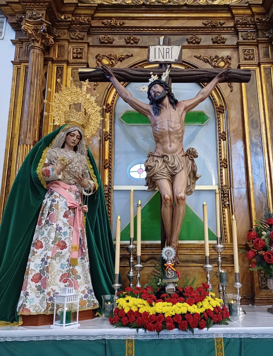 CoinVeraCruz's tweet photo. Feliz Festividad de Virgen del Pilar 💚🇪🇸 Patrona de la Guardia Civil, hermanos honorarios de nuestra Hdad de la Vera Cruz de Coín.

Pedimos su protección y la de netos Sagrados Titulares sobre quienes sirven con entrega y fe. 🙏

#VirgendelPilar #GuardiaCivil  #hdadveracruzcoin https://t.co/nqKioQd4rp