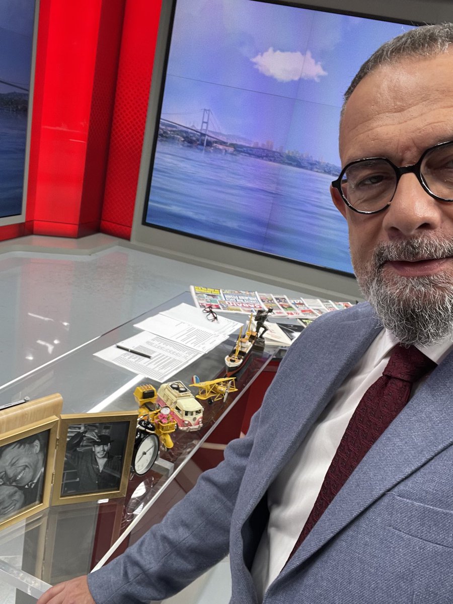 Günaydın..
12 Ekim Pazar sabahında canlı yayın için hazırız.
8:30’dan itibaren gündemi ve hayat üzerine notlarımızı paylaşmak için sizi de aramıza bekliyoruz..
⁦<a href="/atvdeHaftasonu/">atv'de Hafta Sonu</a>⁩