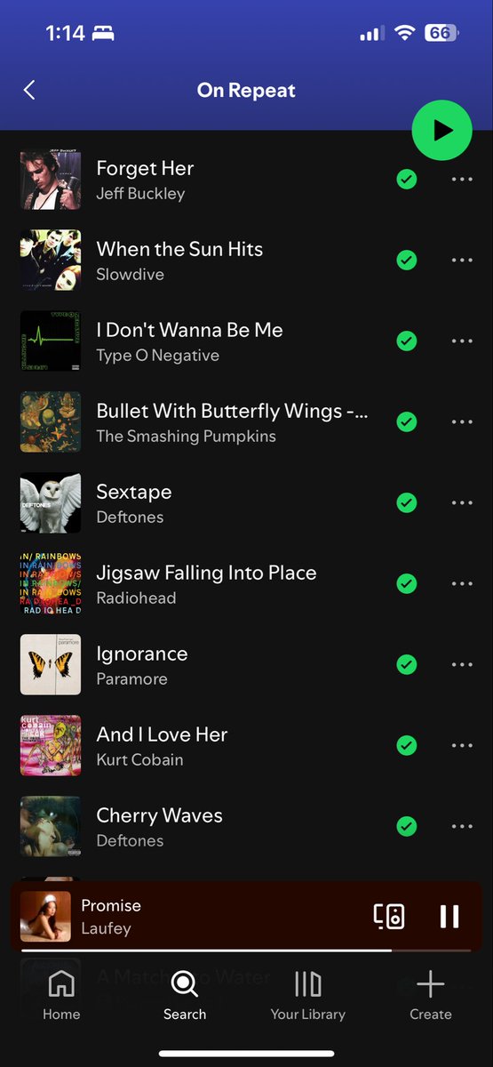 greatjolyne's tweet photo. letterboxd vs on repeat ! https://t.co/WSN6YeFupM