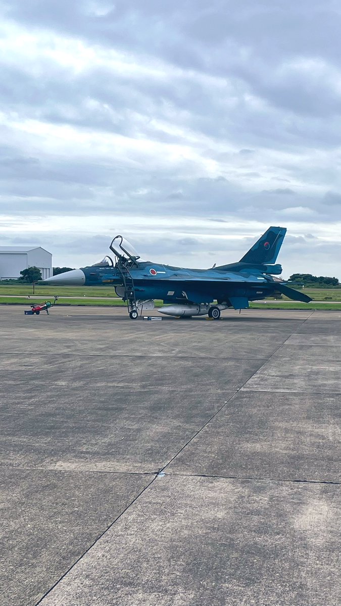 maimaimaiko3068's tweet image. 岐阜基地航空祭
2025.10.12

曇り。

異機種大編隊中止
多湿のためかヴェイパー多く見られる