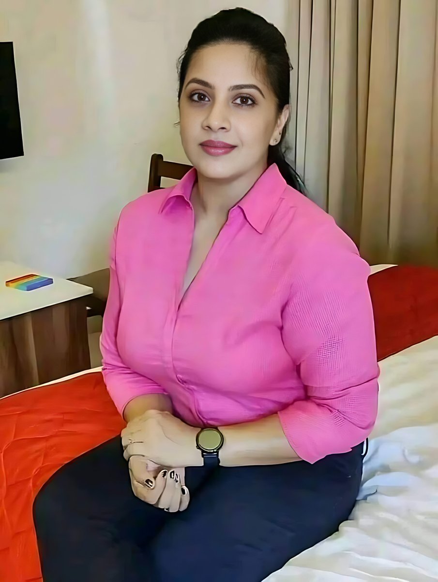 reshmimishra59's tweet image. I like married men.