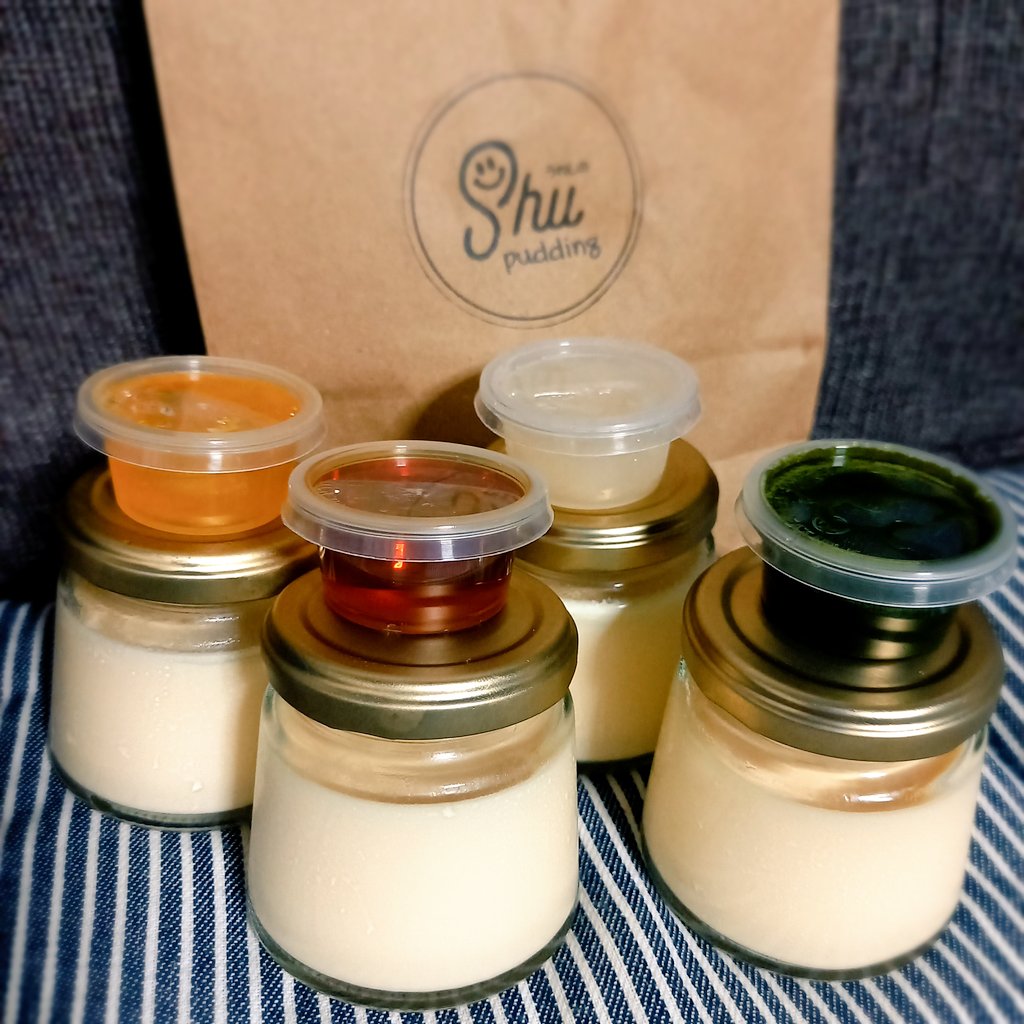 erispica_180's tweet image. 買ったもの達！
嬉野のお店のプリン♪
ぜんぶ佐賀の素材ソースで
魅力的すぎて、
カラメルと梨は決めたけど
迷いに迷い、
残り２つは店員さん推しの
緑茶と蜜柑に。
とろっ？とろーーー新感覚！
お店にも行ってみたいな☆
#TOSUNESTIVAL
#うれしのSHUpudding