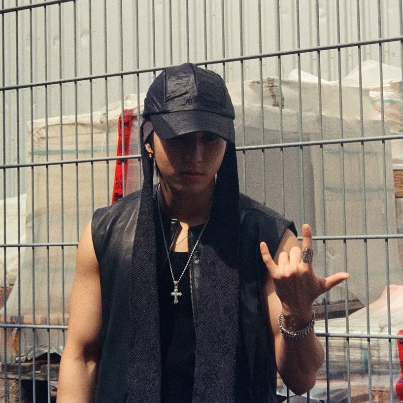 thangbinaz's tweet image. o jisung avisando nós jisungas também...