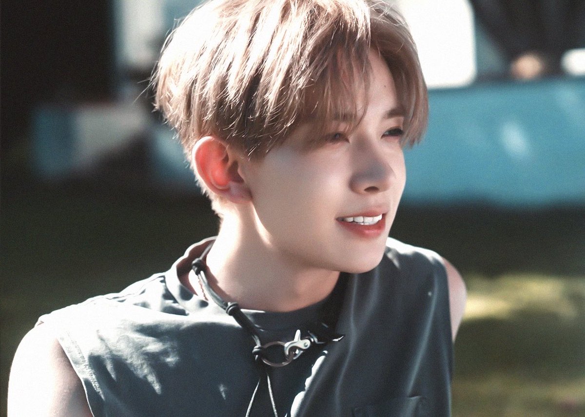 heeaceous's tweet image. 