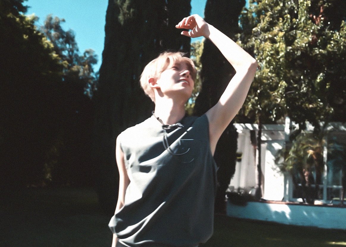 heeaceous's tweet image. 