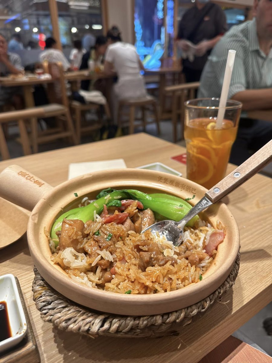 砂锅饭感觉不好吃