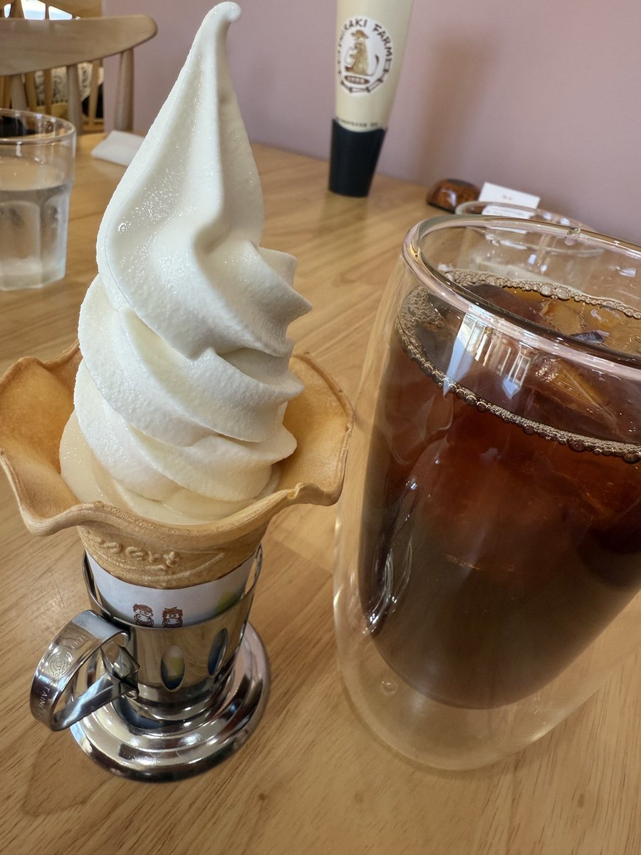 忙しくて髪切る時間もなかったけどようやく散髪できた💦鰻も食べた💦
たまたま入ったカフェ…は( ｰ̀дｰ́)و