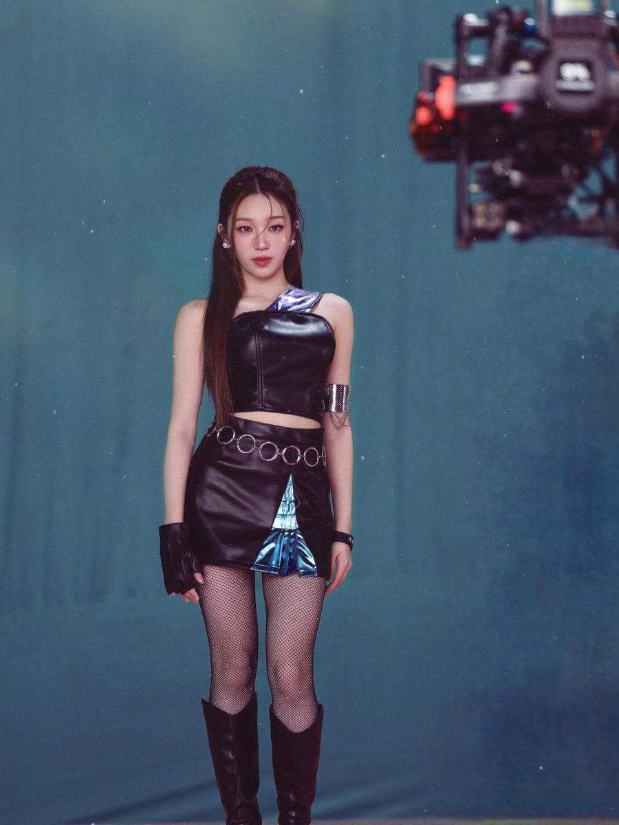 Acare_Official's tweet photo. 121025 — ( ✿ #วันนี้เอแคร์ )
IG : acare.ct | Update
“Had the best time being part of this K/DA cover project with Golden Spatula The MV's finally out! go watch it!!
Btw "Remix Rumble" just dropped on Golden Spatula too—
#GoldenSpatula #GSRemix
◜#acare_ct ◞ ♡
🐱— #FELIZZ https://t.co/Z5K0c7FFpC