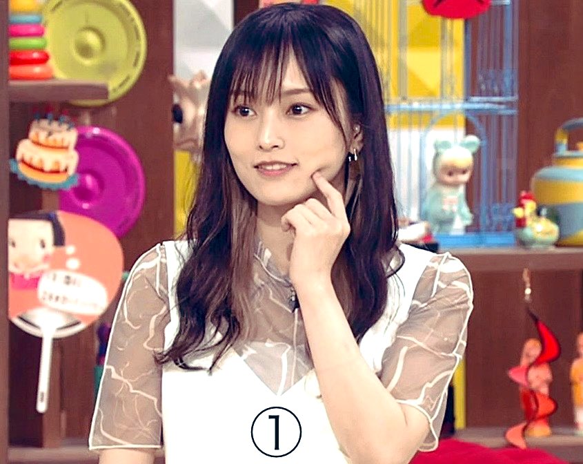 Brad392911's tweet image. ①「ボーノ！（美味しい🇮🇹）」

② 「トラベリング！🏀」

#山本彩
#さや姉
#ハンドサイン