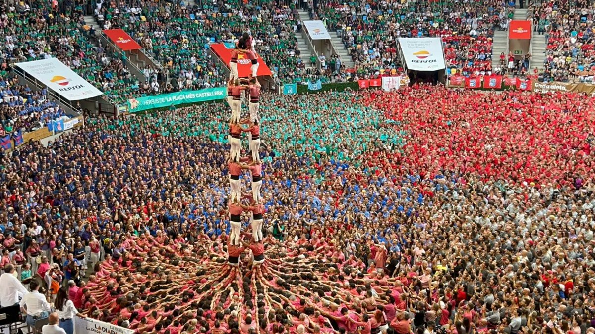 Revista Castells tweet media