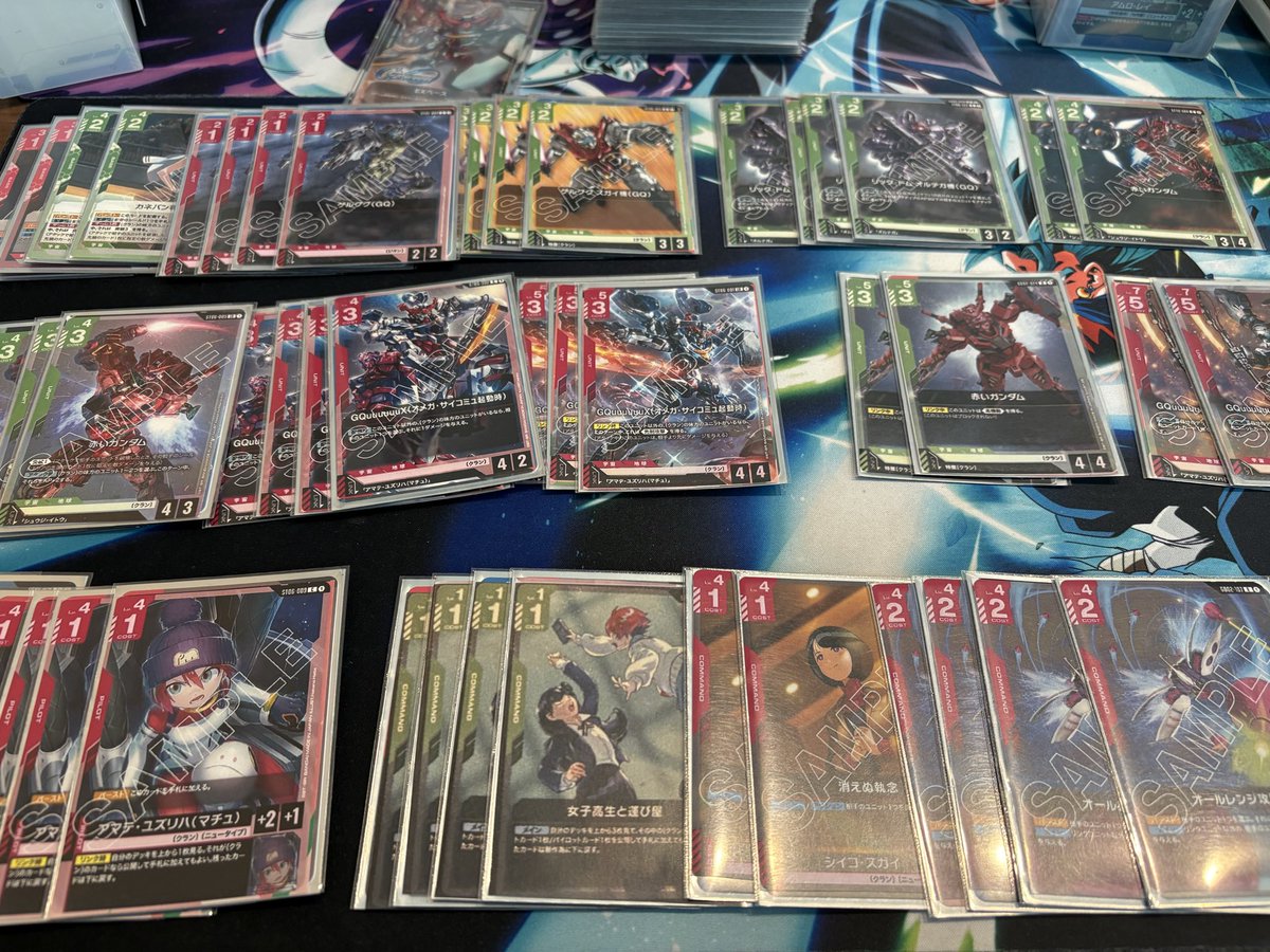 marvelous0304's tweet image. とりあえずZ.鉄血、X、ジークアクスを自分なりに組んでみた！
X面白いかも！あとはオールレンジ攻撃の使い勝手を確かめなくては！
#ガンダムカードゲーム
