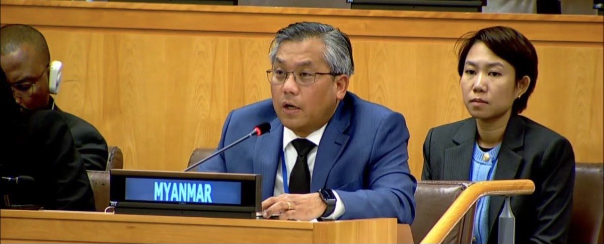 DDayNews124968's tweet image. နွေဦးတော်လှန်ရေးကာလအတွင်း အကြမ်းဖက်စစ်တပ်က အမျိုးသမီး ၂၄၀၀ ဦး ကျော်သတ်ထားပြီး လိင်ပိုင်းဆိုင်ရာ အကြမ်းဖက်မှု ဆက်လက်မြင့်တက်နေ
Wesite Link -  thanlwinmyanmar.com/international-…