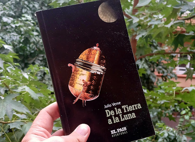 De la tierra a la luna, de Julio Verne.
Una brevísima crítica en el BLOG.
viajeroinsatisfecho.com/2025/10/de-la-…