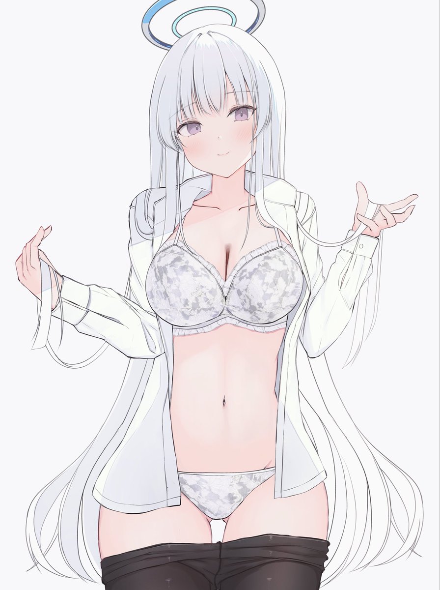 yukimurayura's tweet image. 自分を参考資料に推しを描いています🩵✨

 #3連休はフォロワーさんが増えるらしい