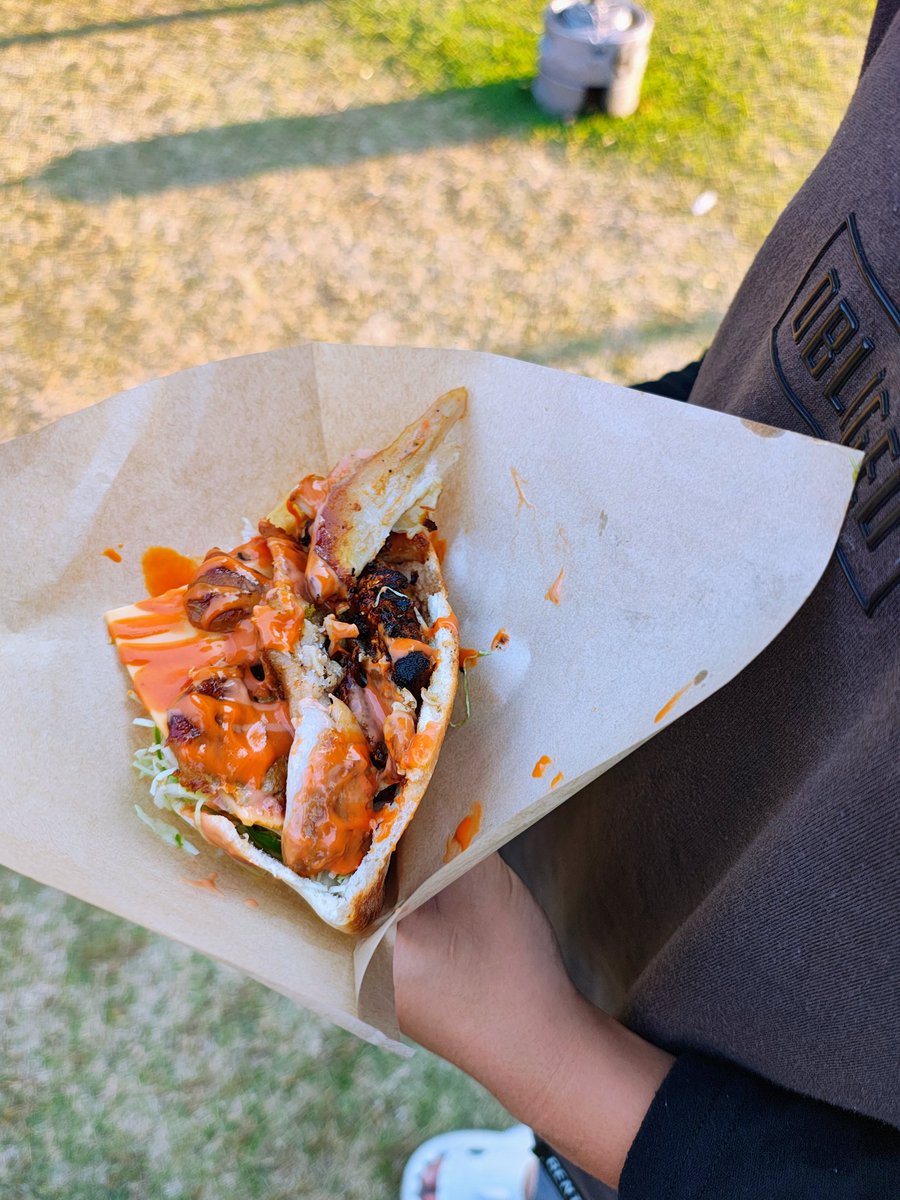 Sagan211's tweet image. ネスティバル行ってみました🐣
ケバブ美味。
末っ子はエッグバウンスで羽まみれになってました😄
#TOSUNESTIVAL 
#トスネスティバル