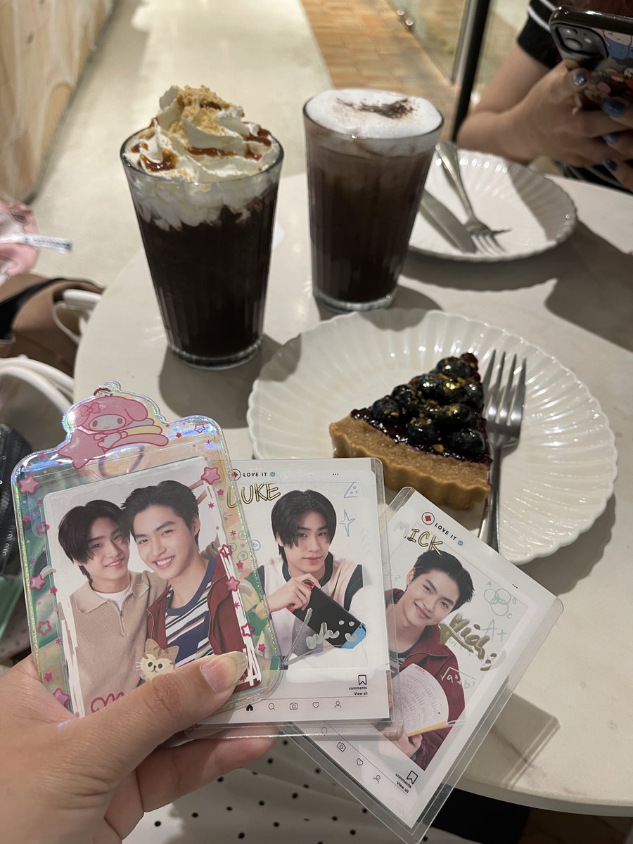 gwendolyynes's tweet image. i miss kitshane so much🥹🫶✨
@lukepeemsan @mickmetas @BoysInLoveTH
#LukeMick #lukeso_ #mickmetas #BoysInLoveSeries