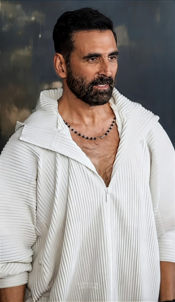 RomanEmpireShi1's tweet image. HD Quality pic 
#AkshayKumar𓃵 .
#FilmfareAwards2025 #FilmfareAwards