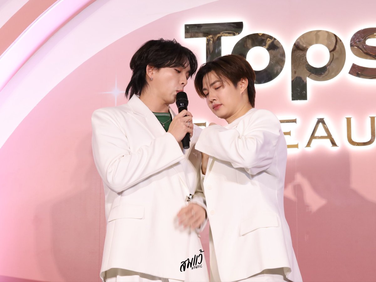 pxrewx_pw's tweet photo. ไม่ค่อยถูกใจค่ะ หมั่นไส้
#TOPSofBeauty2025xBenzGarfied
#Deleaf #DeleafxBenzGarfield
@garfinpkk @Benzalert_np
#Garfinpkk #BENZALERT
— #PWpic https://t.co/wydczfpD2C
