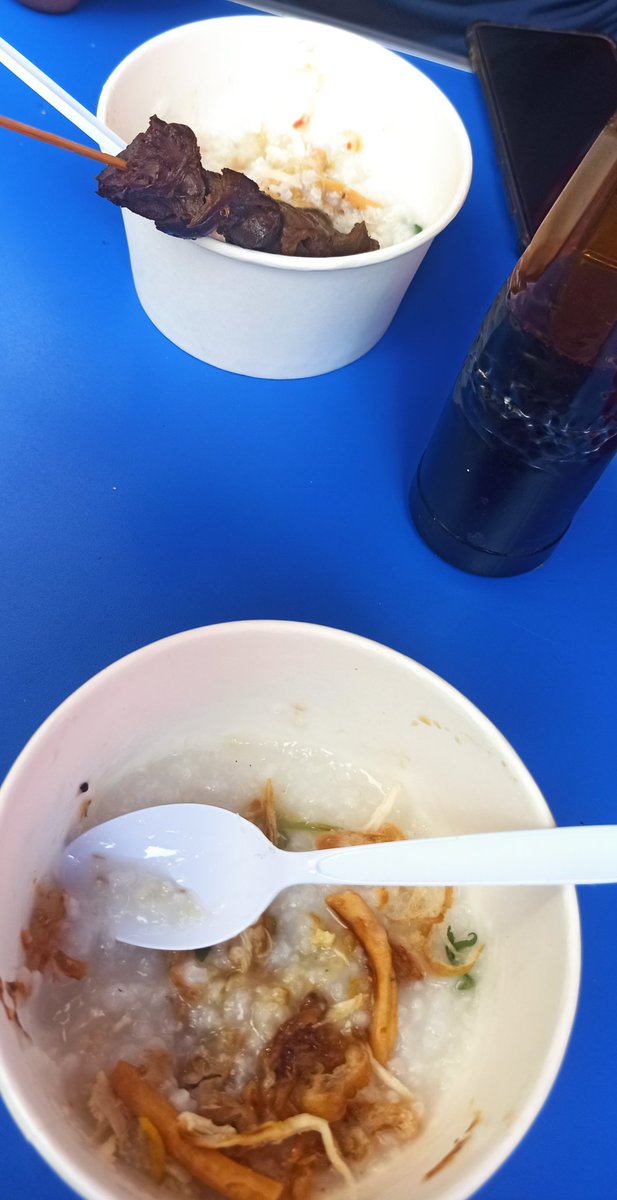 sarapan orang sakit (makan bubur)