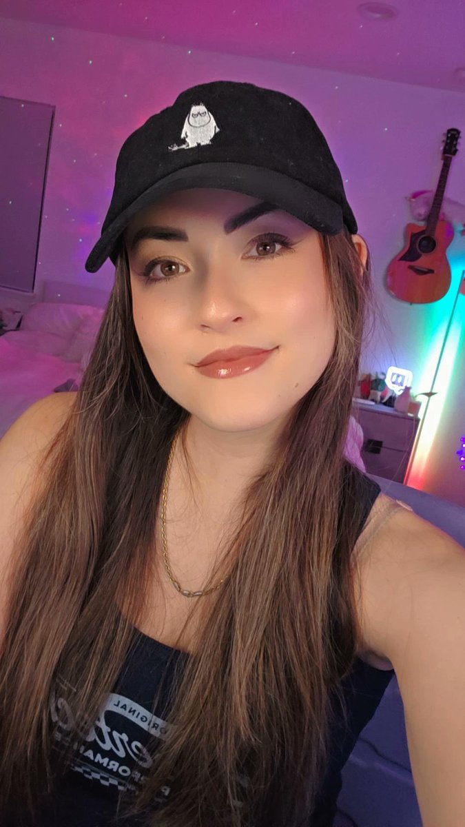 We back home! Live now for a catch up and po box unboxing come hang ❤️ linktr.ee/ericanagashima