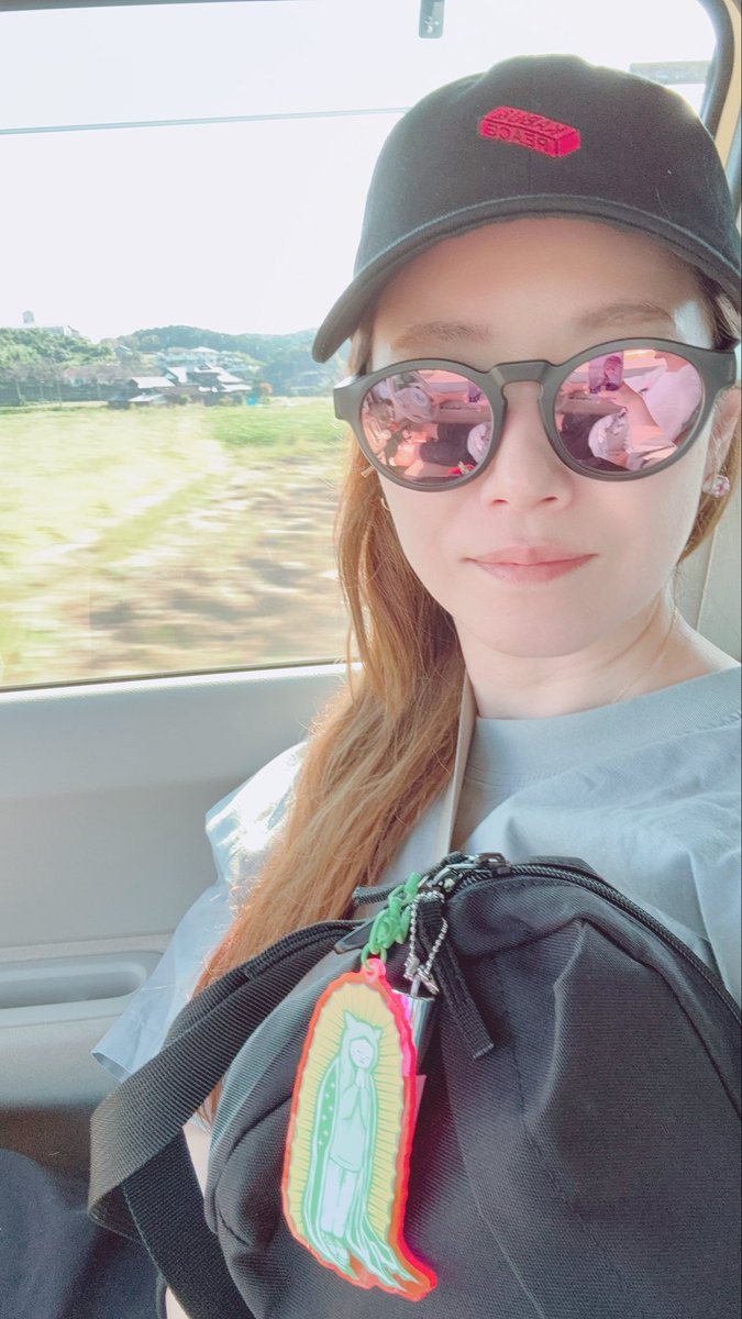 今日は早めに仕事も終わらせてminaQちゃんのチャーム😻連れて
これから気晴らしにお出かけ〜