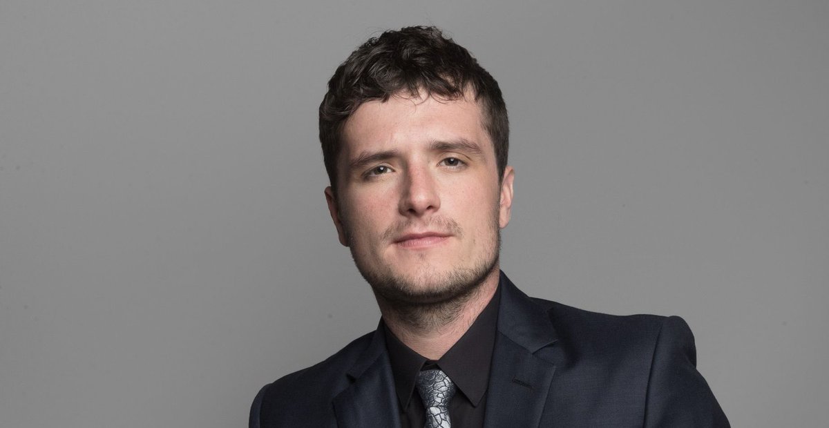 PopCrave's tweet image. Happy 33rd birthday to the talented Josh Hutcherson.