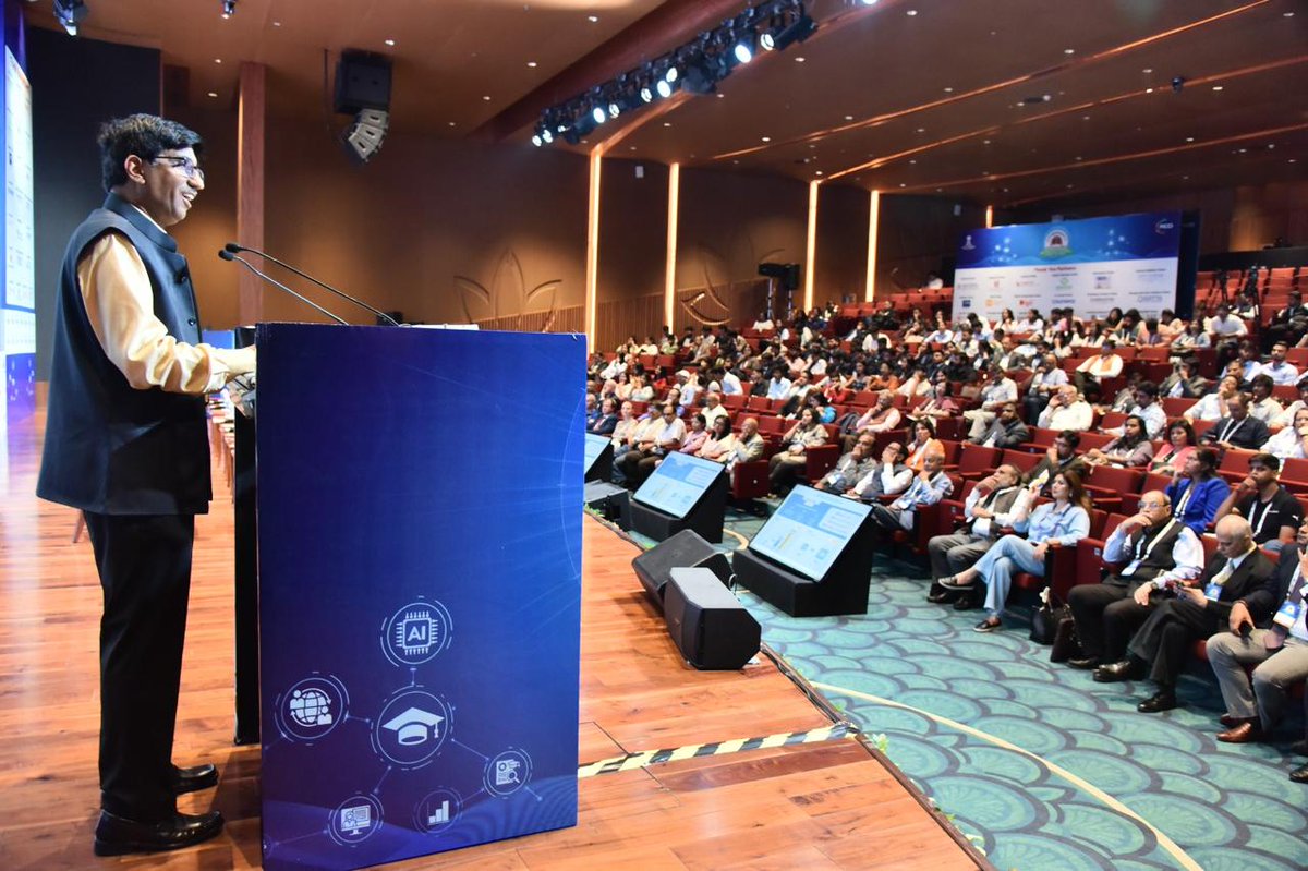 karandi65's tweet image. Last week, it was a pleasure to deliver the Keynote Address at the 20th FICCI Higher Education Summit 2025 on 'The Role of Higher Education in Promoting Sustainability' on the invitation of Dr Vidya Yeravdekar @vidya_symbiosis , Chair of FICCI Higher Education Committee &…
