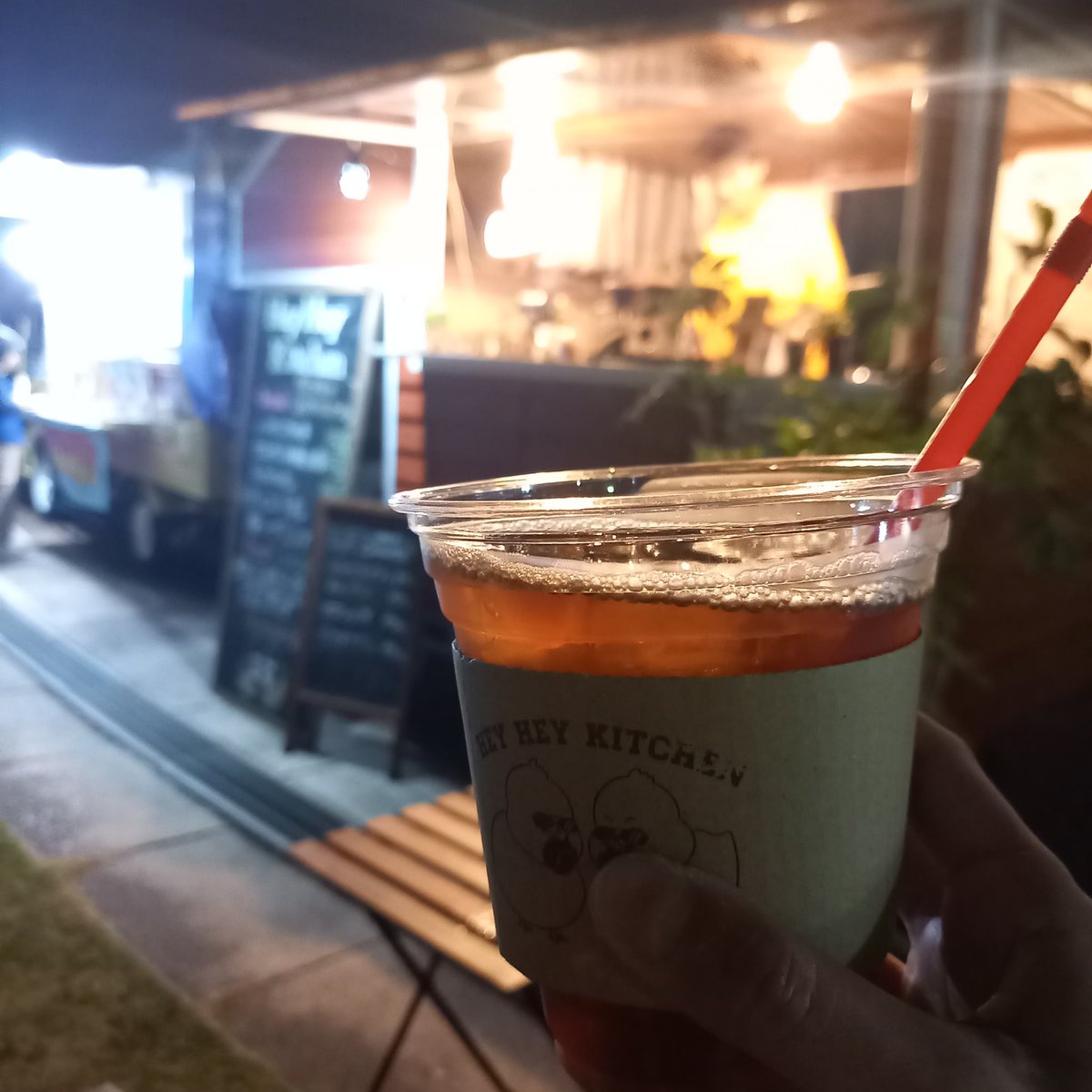 erispica_180's tweet image. ざんぎょ終わりのビール、、
にしたかったけど、
車だったのでコーヒー。
大学生二人でやってるそうだ！
丁寧にハンドドリップ♪
なんか頑張って！！！てなた、
母ごころ(*´∀`)
写真載せて良いか
わからないので顔ぼやっと！
とっても雰囲気のよい
好青年二人でした☆
#TOSUNESTIVAL
#HeyHeyKitchen