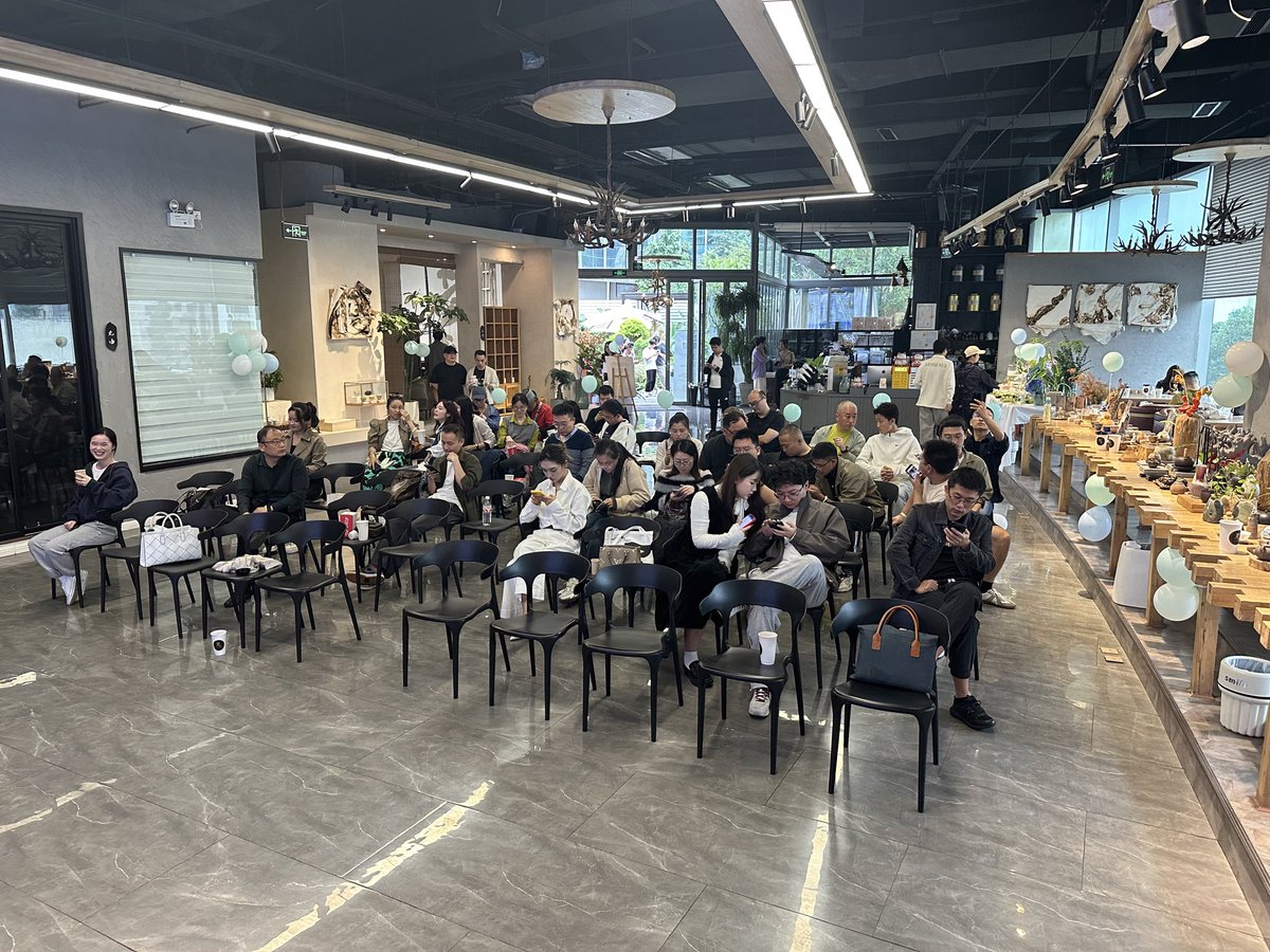 359990902's tweet image. @ZKVProtocol @HorizenLabs @robviglione @rolfversluis @DCGco   @OurTinTinLand zkverify China tour, fisrt city Chengdu!