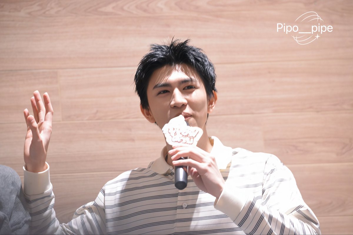 Pipo__Pipe's tweet image. เก็บตกจากเมื่อวาน ยังคงติดอยู่ในวนลูปกับความน่ารัก สดใสของน้องเซฟฟรังค์ 

งานไซน์ครั้งแรกพวกหนูเก่งมากๆเลยนะ 🩵💙🩷

#DNA2025xSaveFranc
#savesaisawat  #francnrp