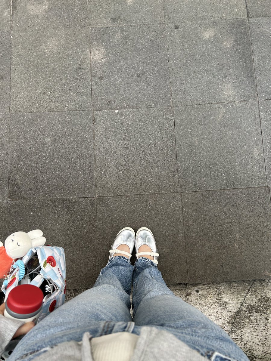 first onitsukaaaas🐯