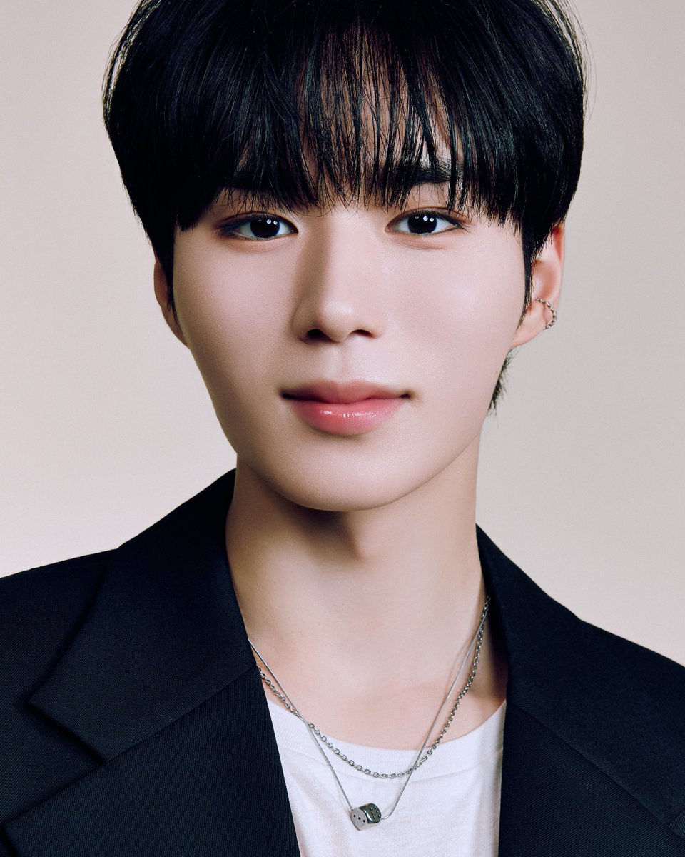ALD1_official's tweet image. ALPHA DRIVE ONE (알파드라이브원) Official Profile

#JUNSEO #준서

#ALPHADRIVEONE #ALD1
#알파드라이브원