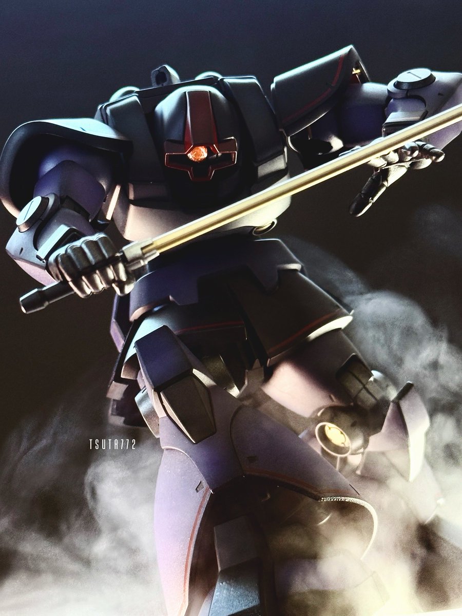 #これを見た人は紫が入ってる画像を貼れ
#これを見た人は黒が入ってる画像を貼れ

ドムさん🔥