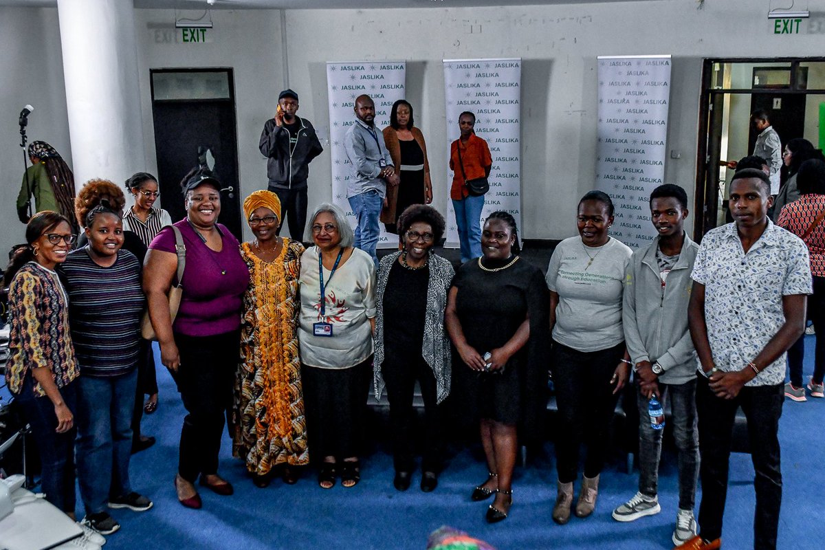 JaslikaOrg's tweet photo. #Jaslika celebrated #InternationalDayoftheGirlChild with #WERK at our inspiring Fireside Chat: "The Road to Beijing"! ✨Huge thanks to our incredible panelists, moderators, participants, partners &amp; #wcdchampions. Your energy made it unforgettable! 💖
 #Beijing30 #Educationforall https://t.co/1x9cf5O76o