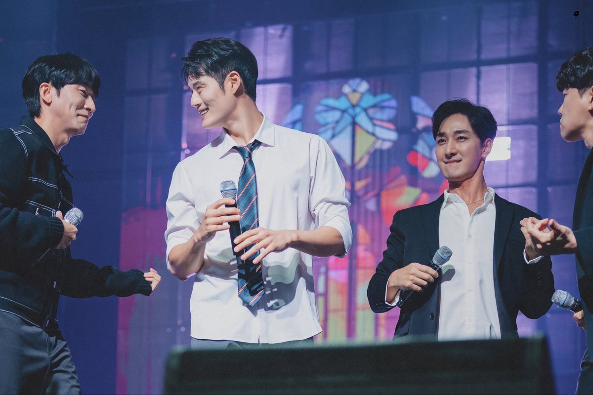 dear_kyungsoo_'s tweet photo. 2025년 5월 11일 
<베어 더 뮤지컬> 10주년 콘서트

#서경수 • 𝐉𝐚𝐬𝐨𝐧 𝐌𝐜𝐂𝐨𝐧𝐧𝐞𝐥𝐥  
 — 제이슨 함께 파티 갈래? https://t.co/DLuByD6hqp