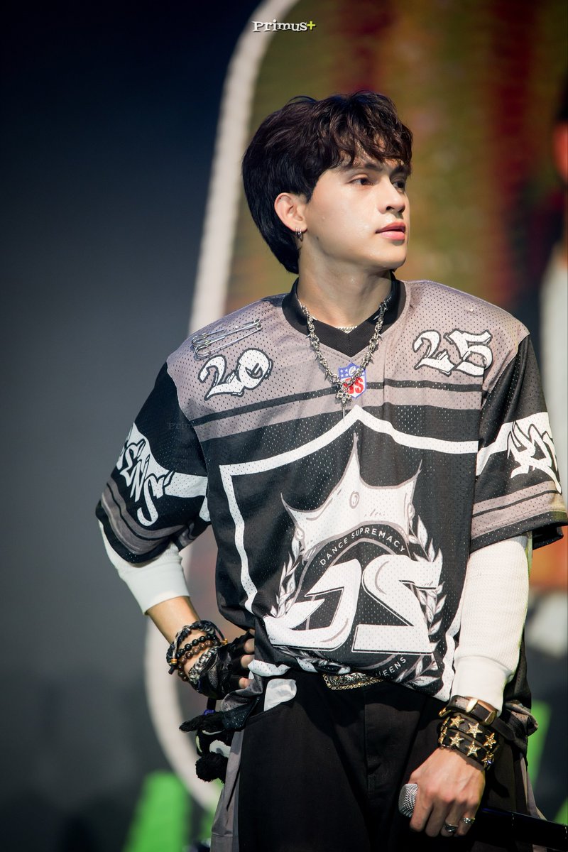 251011 📸 NEW:ID MACKY
BRIDGETOWNE OPEN GROUNDS

NEWID LIGHTS UP THE NIGHT
#NEWIDXBlackoutManila
#NotJustAFestival #BlackoutManila 

#NewID_Macky <a href="/mackytuason/">New:ID Macky</a> 
#New_ID <a href="/official_newID/">New:ID OFFICIAL</a>