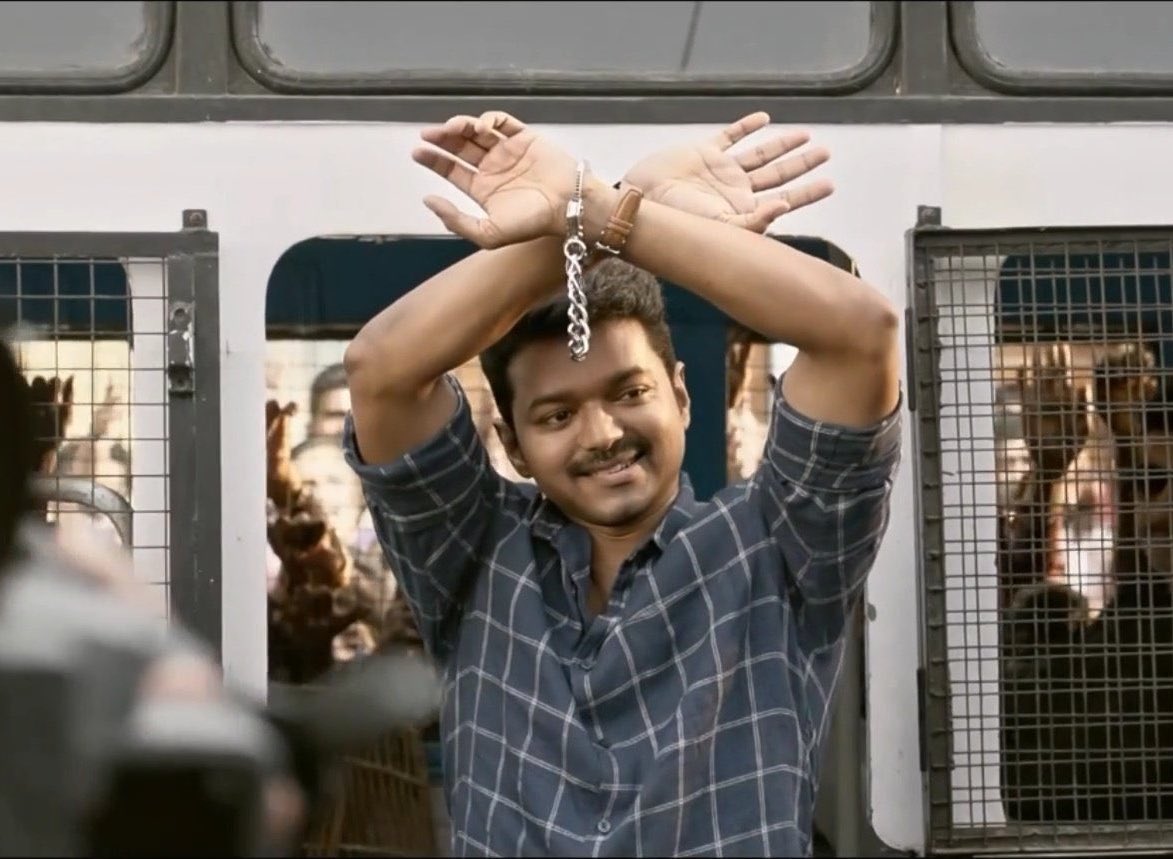 dp_karthik's tweet image. Thalapathy Fan Boy 👐🏻

Diesel this Diwali! 🪔
