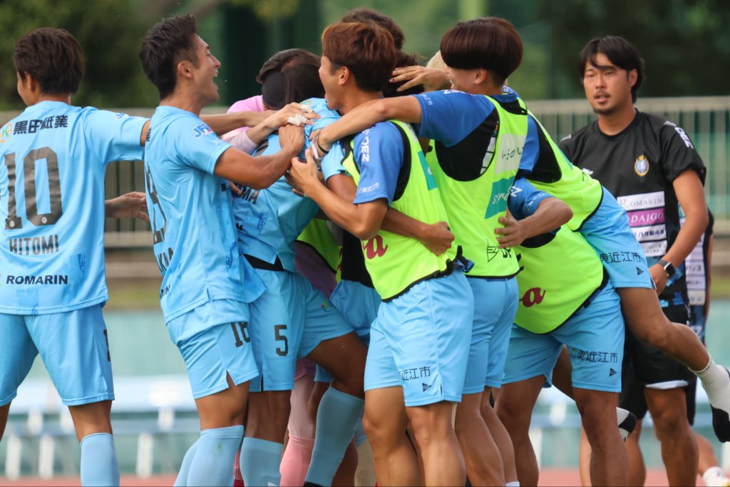 GamePhoto📸vs飛鳥

#秋山駿 のコーナーキックに合わせたのは #西山大雅 ！！
今季2ゴール目となりました⚽️⚽️

#レイラック滋賀 #滋賀にJリーグを