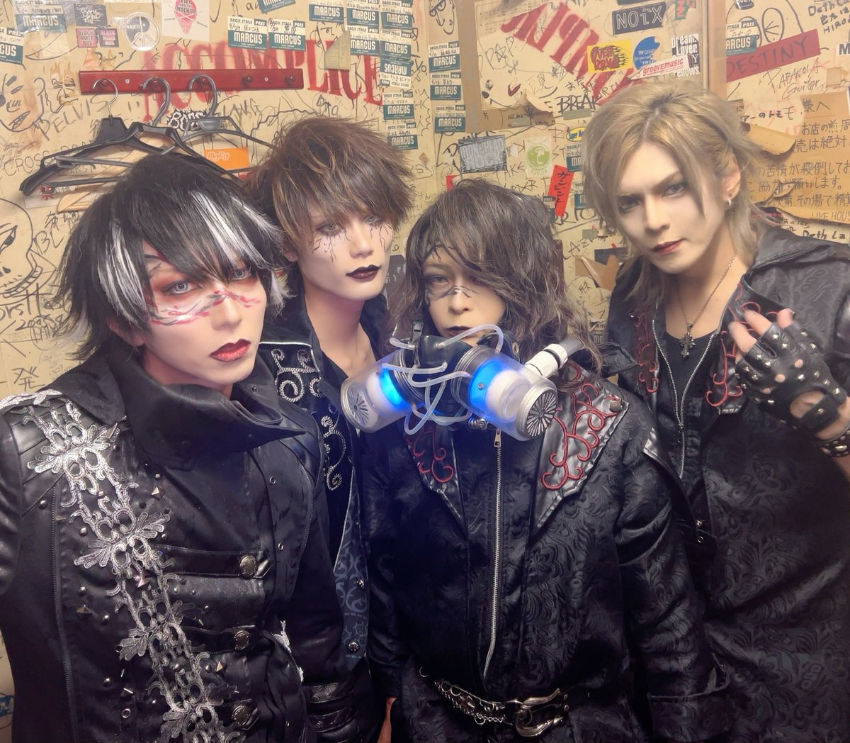 2025.10.11 黒崎マーカス
ご来場誠にありがとうございました。  

【SET LIST】  

1.鴉 
2.Will
3.セルフィッシュセオリー
4.Angel Lip
5.繭
6.深海