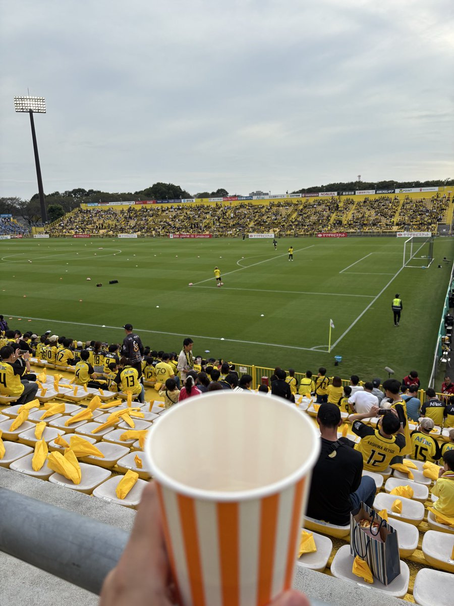今日はサッカーです